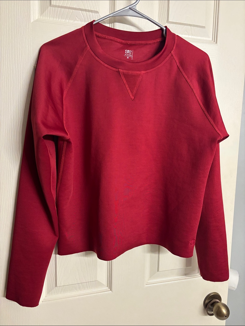 Gorgeous Cranberry Red Neo Crop from Albion!